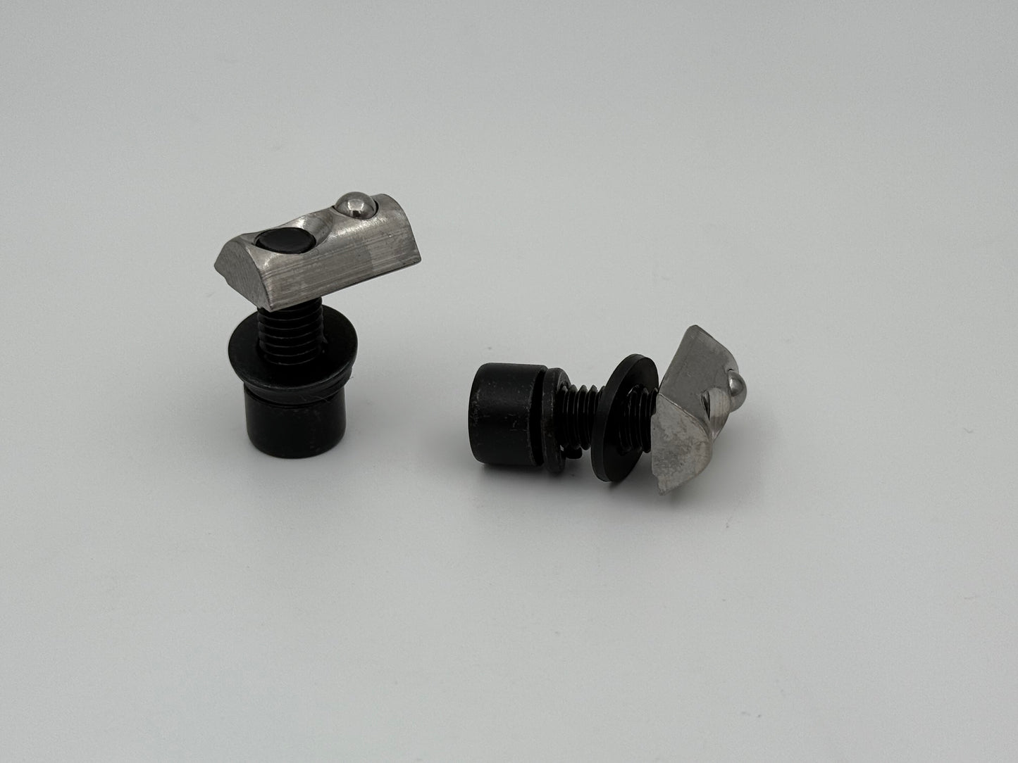 M8x12mm Bolter med T-Muttere – Sett med 10 stk